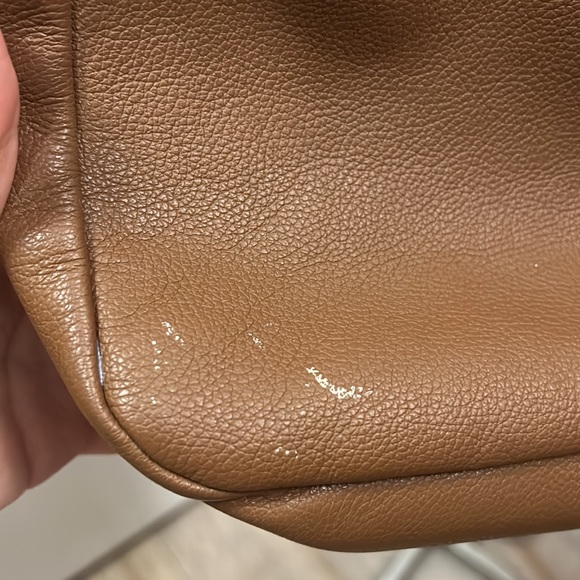 Fossil Peyton Pebble leather Double Flap crossbody bag in Cognac color - Picture 15 of 16